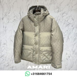 14 Louis Vuitton - Monogram Winterjas - Sand
