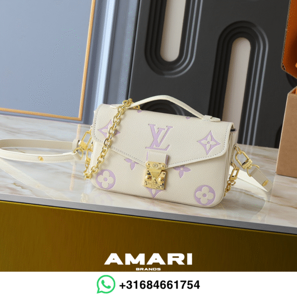 Louis Vuitton - Pochette - Wit