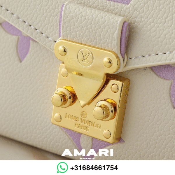 Louis Vuitton - Pochette - Wit