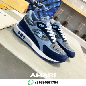 3 Louis Vuitton - Run Away Sneakers - Blauw