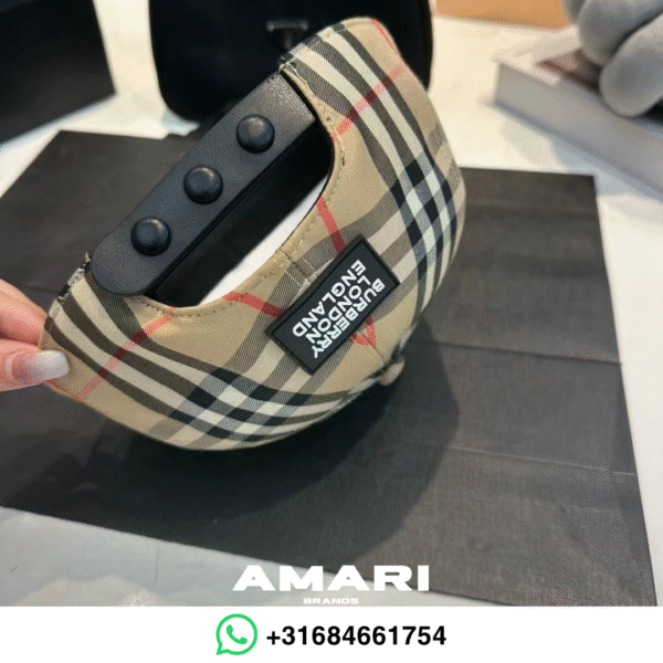 46 Burberry - Baseball Cap - 2025